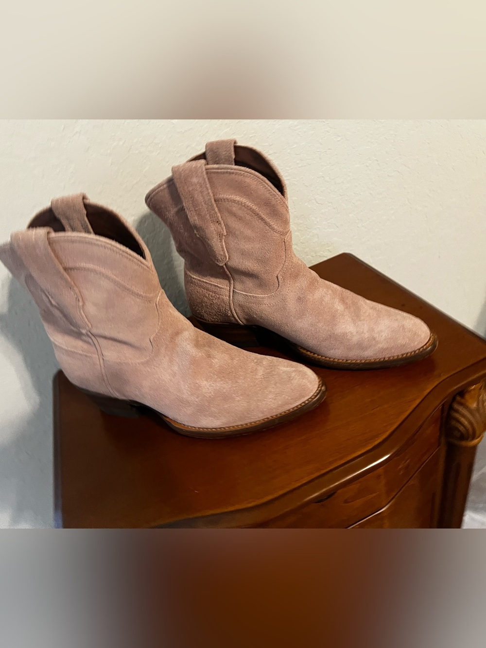 Tecovas pink  suede Cowboy Boots